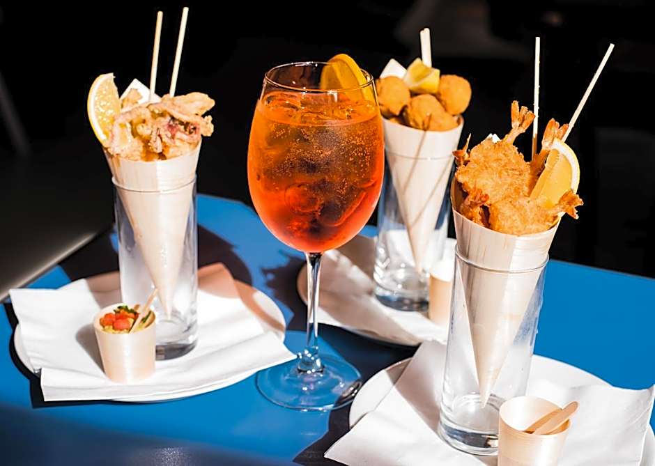 Babila Hostel & Bistrot