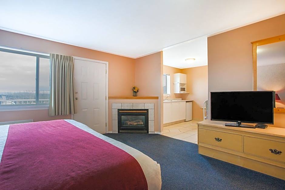 Ramada Limited 100 Mile House