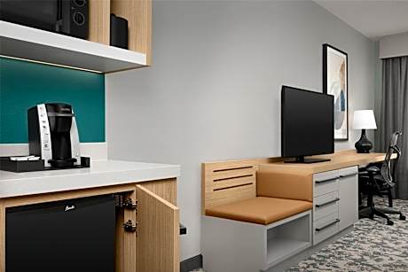 King Room with Peloton