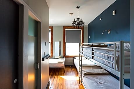 1 Person in 6-Bed Dormitory - Female Only