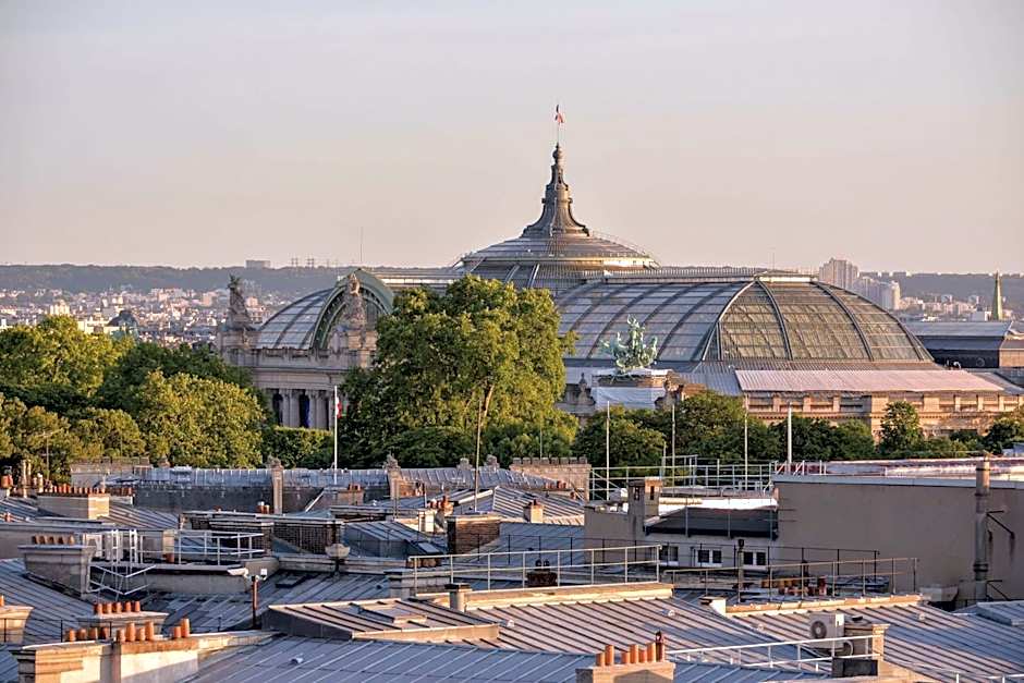 Maison Astor Paris Curio Collection by Hilton