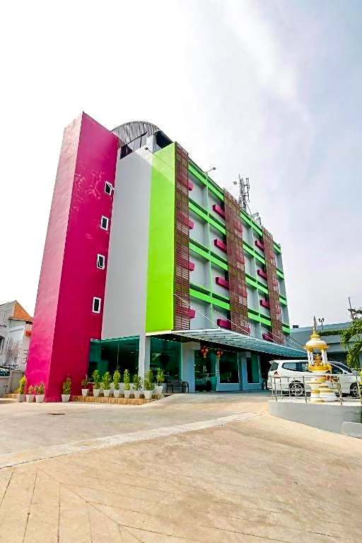 Blue Orchids Hotel