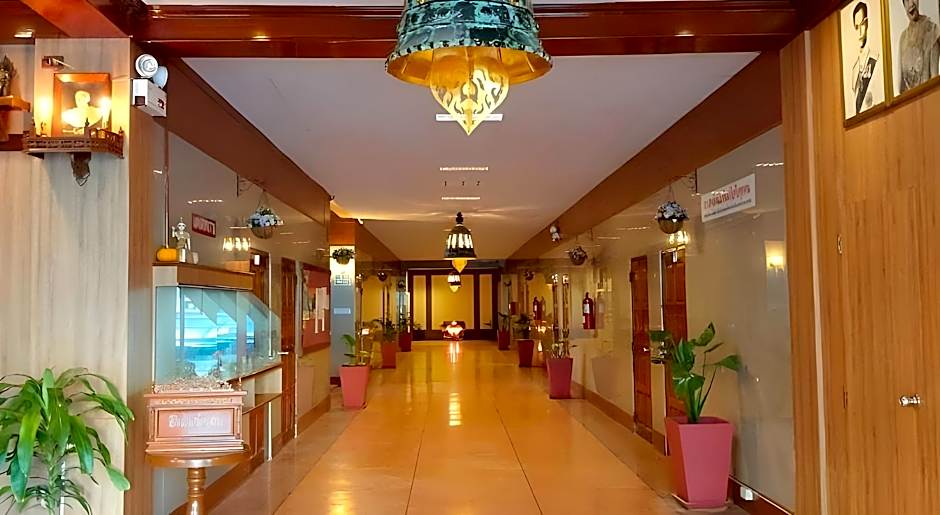 Suriwong Chumphon Hotel