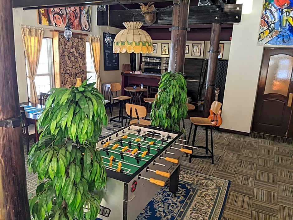 Luna Lodge