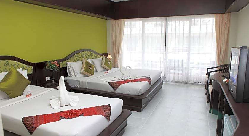 Samui First House Hotel