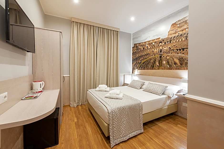 Top Floor Colosseo Guesthouse