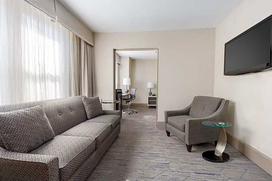 Holiday Inn Express Chicago - Magnificent Mile By IHG