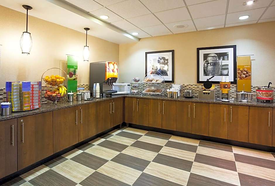 Hampton Inn By Hilton Rockford