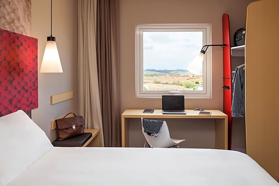 Ibis Mazatlan Marina