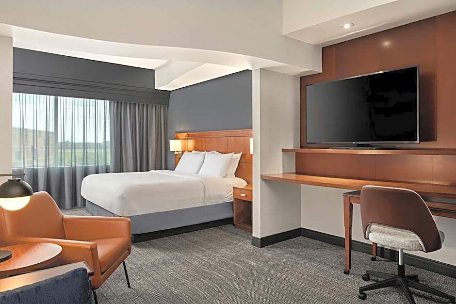 Courtyard by Marriott Minneapolis Maple Grove/Arbor Lakes