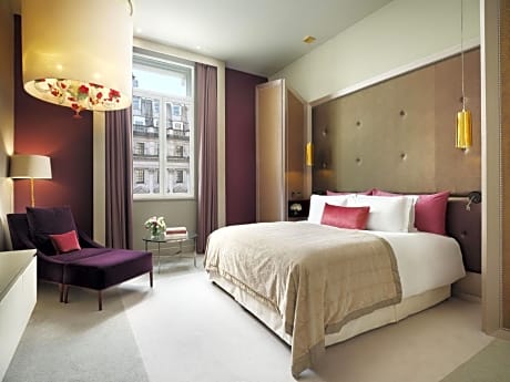 Opera King Suite with Separate Lounge and Dining Space - Waterloo Place View