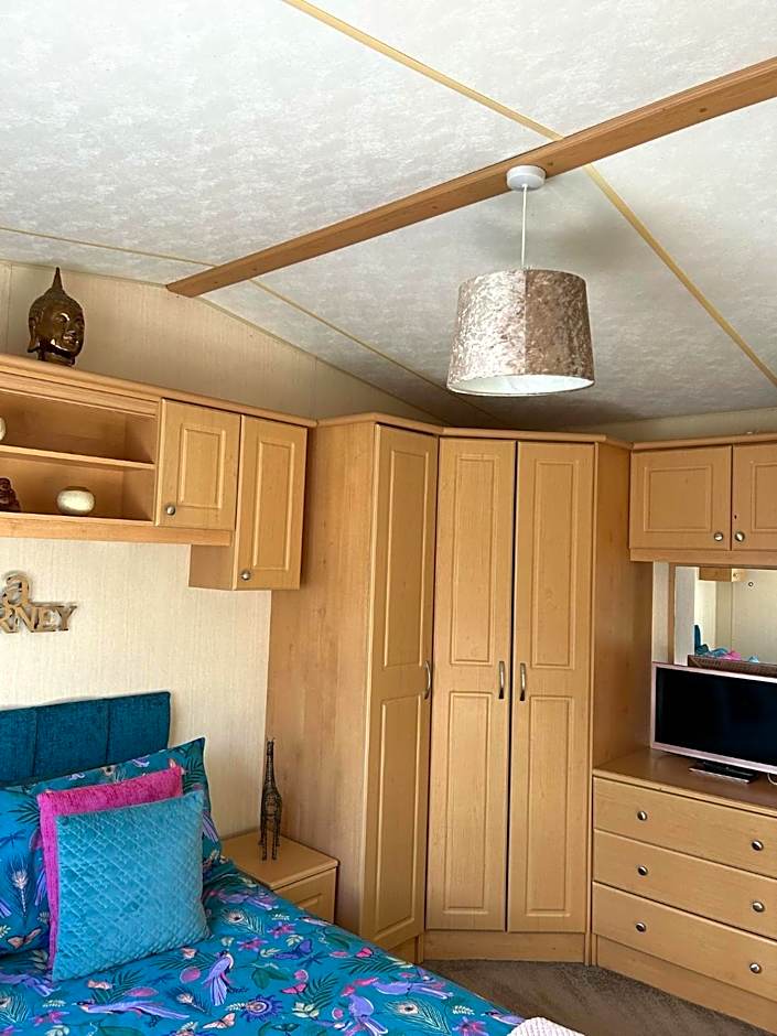 24 The Beeches Caravan Park