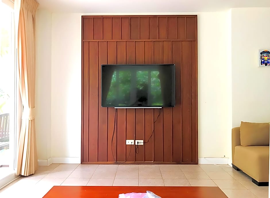 Baan Talay Samran Villa