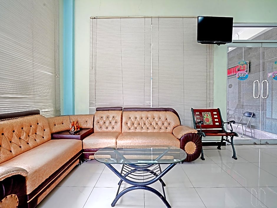 OYO 90836 Bartu Guesthouse