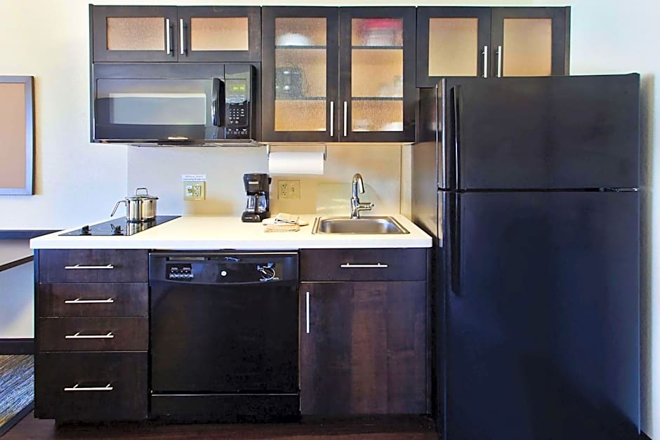 MainStay Suites - Wichita NE