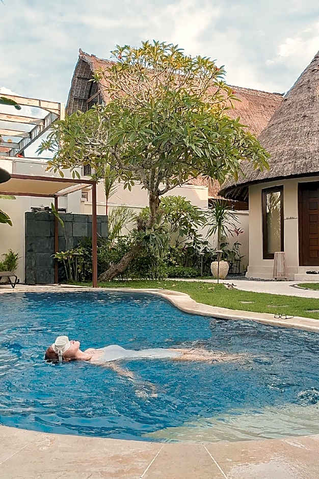 Aruni Bali Jimbaran Boutique Villa