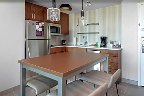 King Room - Hearing Accessible