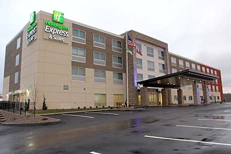 Holiday Inn Express & Suites Marietta By IHG