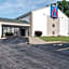 Motel 6-Lawrence, KS