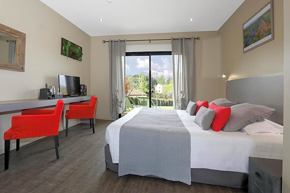 Hotel Le Mas de Castel - Piscine chauffee