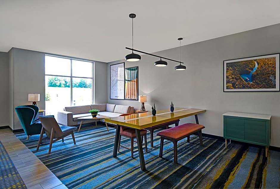 Holiday Inn Grand Rapids North By IHG