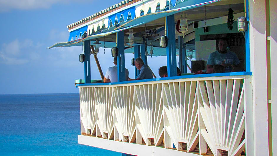 Blue View Apartments