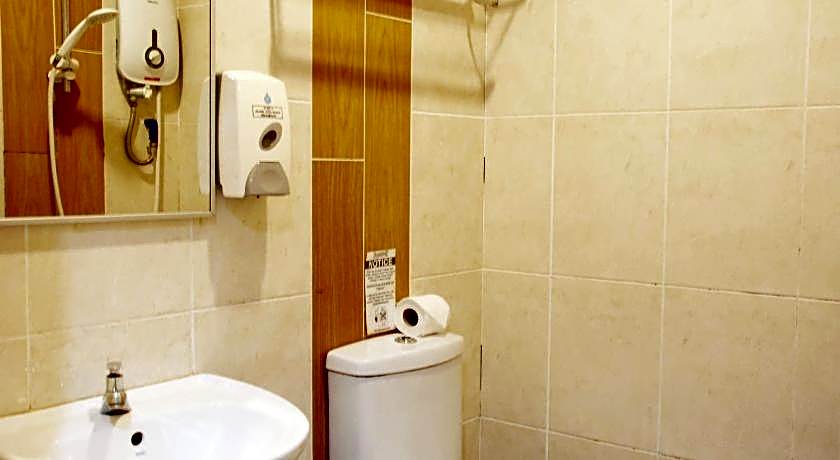 Promenade Service Apartment