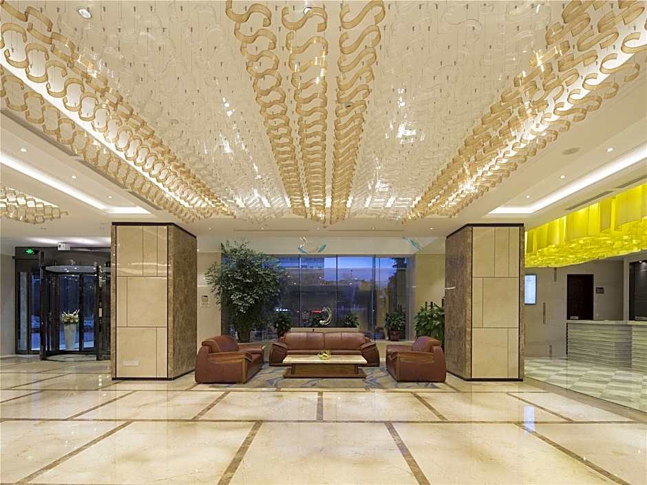 Yiwu Zhonglian Kaixin Hotel