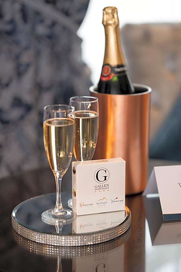 The Villa Rose Hotel & V-Spa