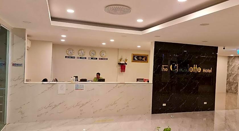 The charlotte smart hotel lopburi