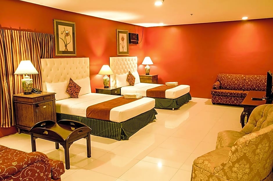 Dreamwave Hotel Lemery