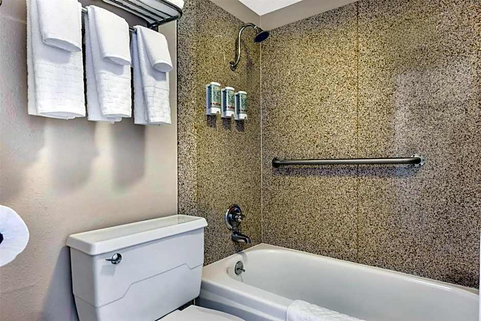 Best Western Pier Point Inn