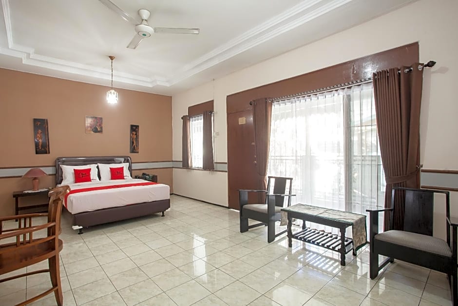 RedDoorz near Balai Kota Malang