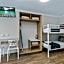 Castle Crest Motel