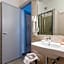 Check-Inn Rooms