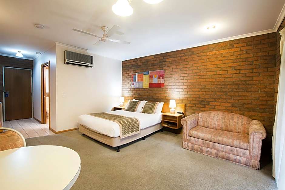 Sportslander Motor Inn