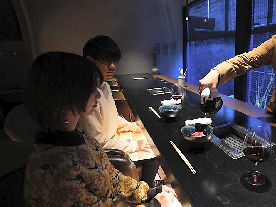 Nazuna Kyoto Tsubaki St.