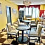 Town House Inn and Suites