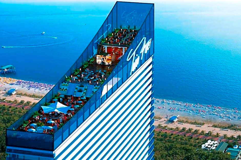 Hotel Suite with Seaview