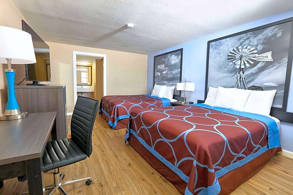 Super 8 by Wyndham Victoria TX