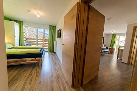 Two-Bedroom Apartment (4 Adults)