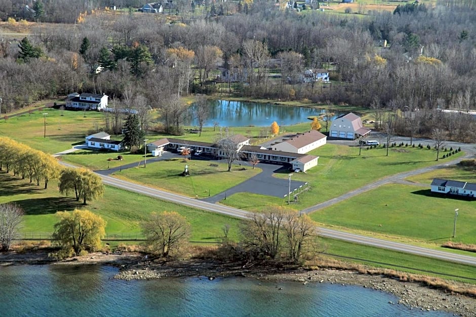 Lakeview Motel & Apartments