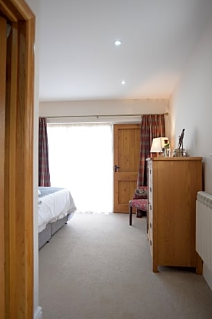 The Red Lion, Barn Accommodation