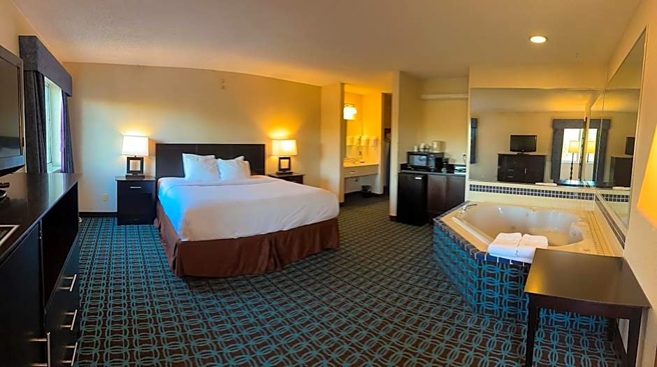 Baymont by Wyndham Howell/Brighton