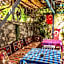 Parmis Rooms