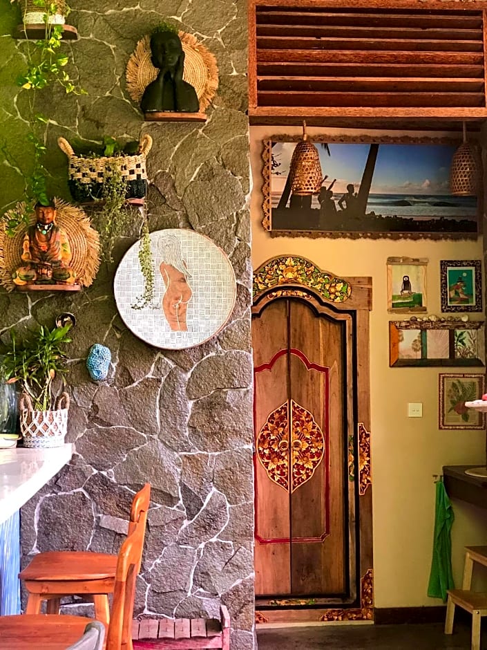 Sriyana Uluwatu