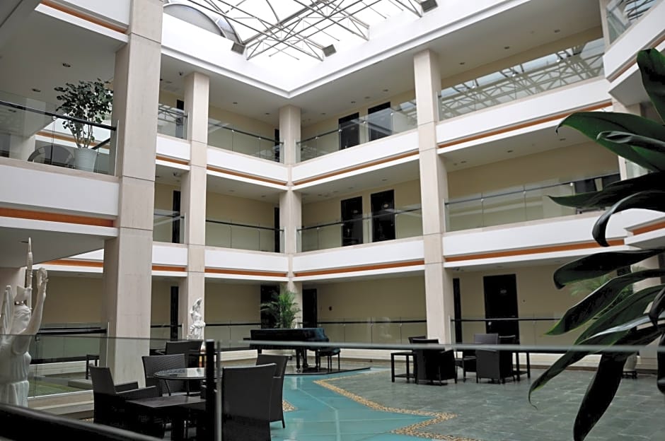 King Garden Hotel
