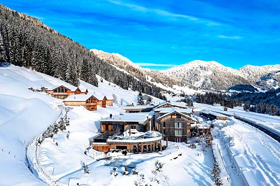 Torghele's Wald & Fluh