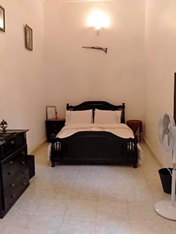 Double Room with Shared Toilet