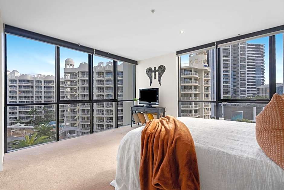 Aria Apartments
